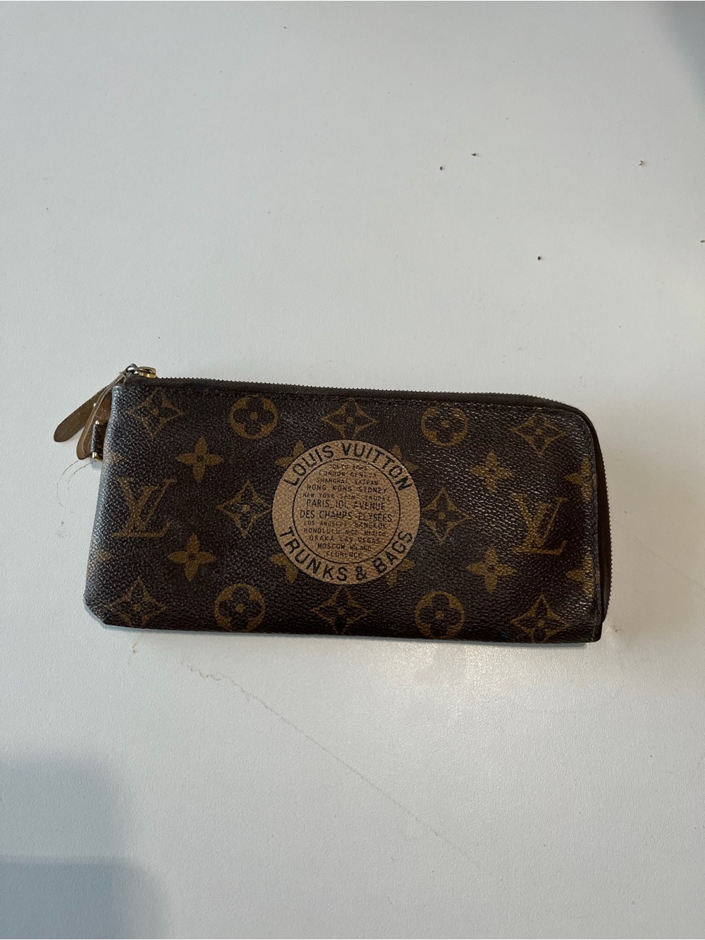 Louis Vuitton Brown Monogram Zip Wallet Clutch